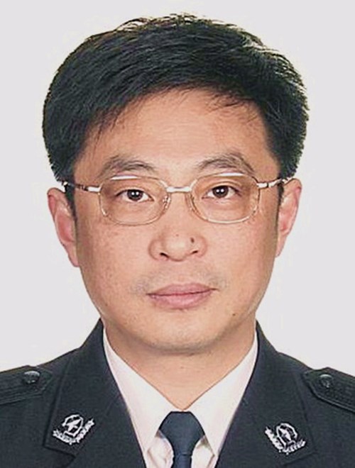上海市公安局副局长蔡田